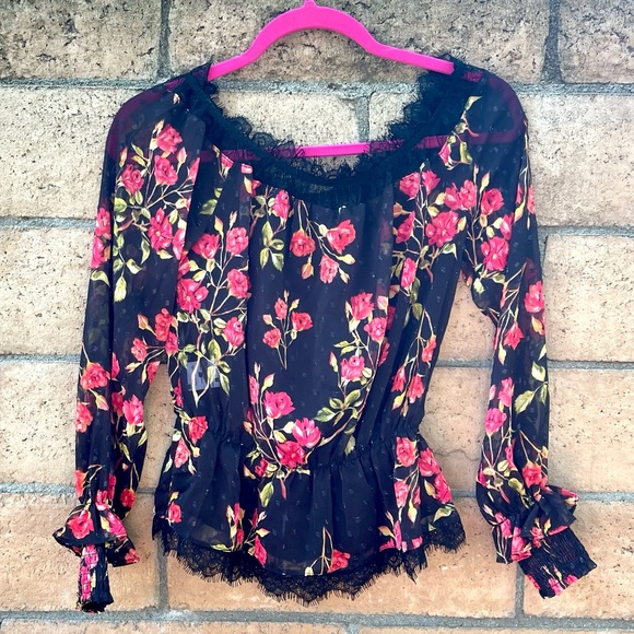 NEW NBD Revolve Dylan Black Red Floral Swiss Dot Off The Shoulder Blouse XS - Picture 3 of 9